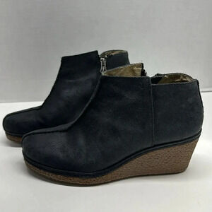 OluKai Black Ankle Boots with Brown Wedge